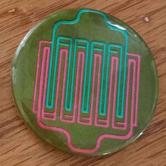 Schweber Electronic Pinbacks/2/E - Picture 3 of 7